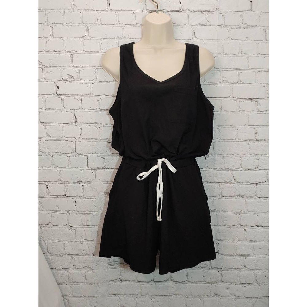 CBrand Women's Size 1X Black Sleeveless Romper